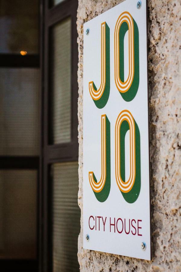 Jojo Tlv Hotel เทลอาวีฟ ภายนอก รูปภาพ